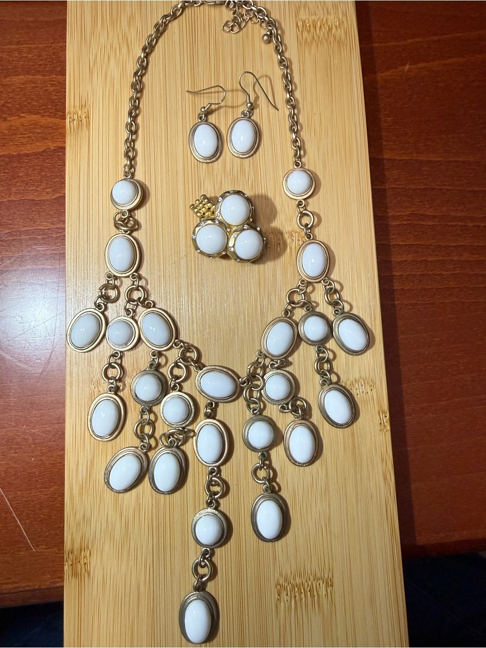 White Gold-Tone Statement Necklace,Earring & Ring Set